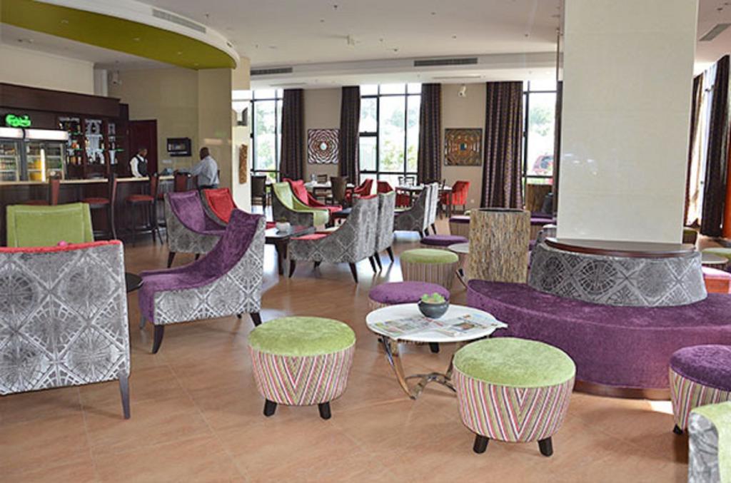 President Hotel At Umodzi Park Lilongwe Kültér fotó