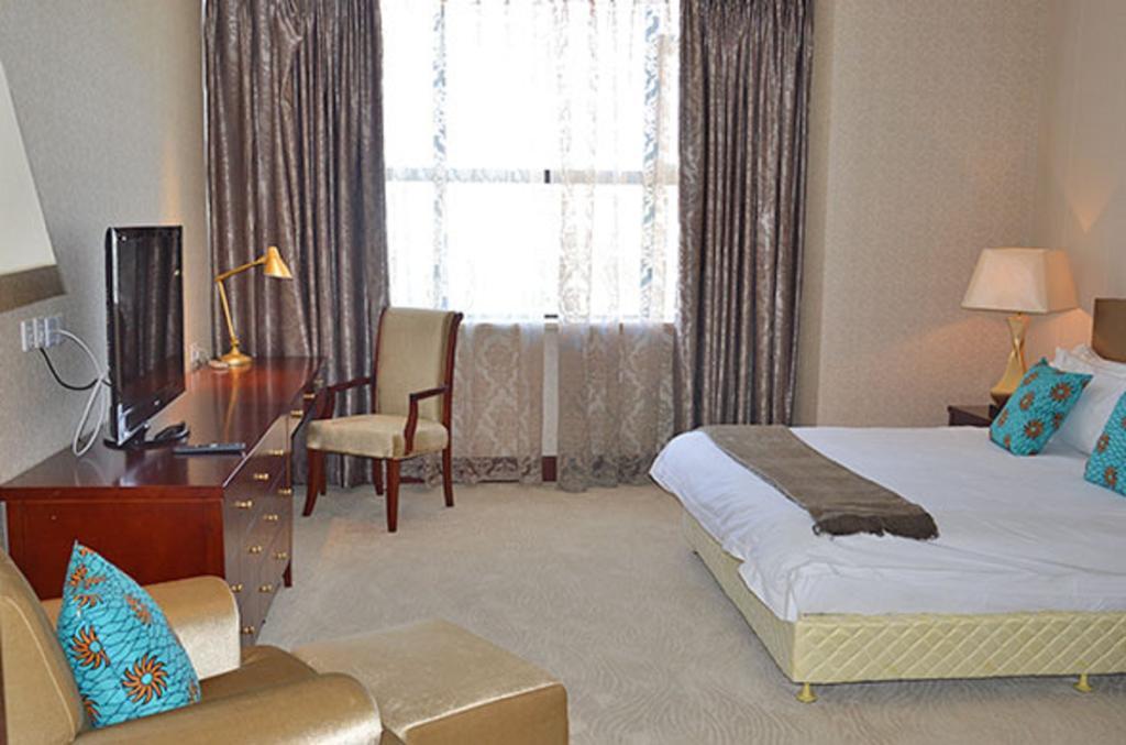 President Hotel At Umodzi Park Lilongwe Szoba fotó