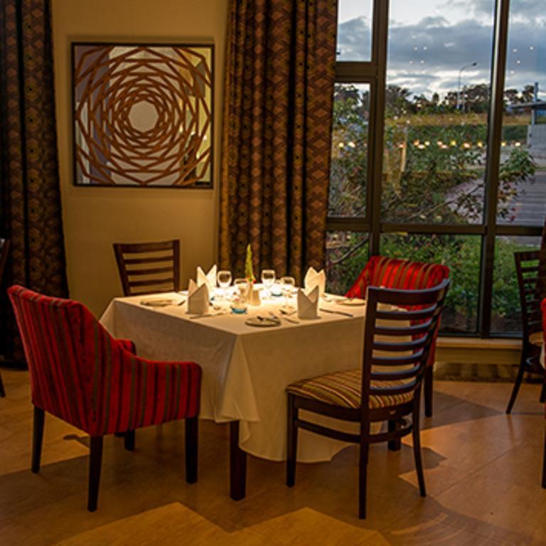 President Hotel At Umodzi Park Lilongwe Kültér fotó