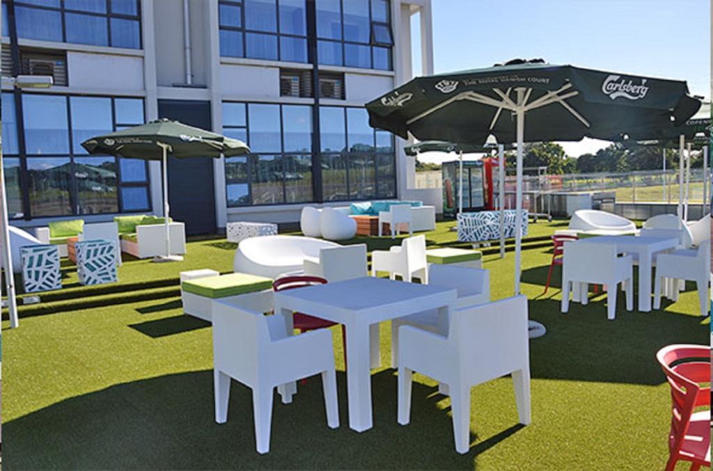 President Hotel At Umodzi Park Lilongwe Kültér fotó